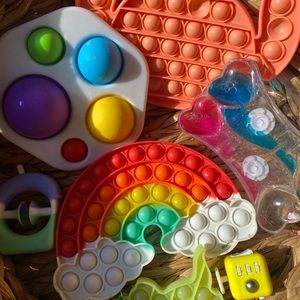 BUNDLE of FIDGET TOYS!!